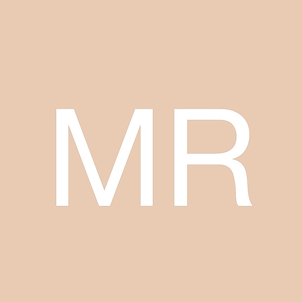 Meet your Posher, Margaux!